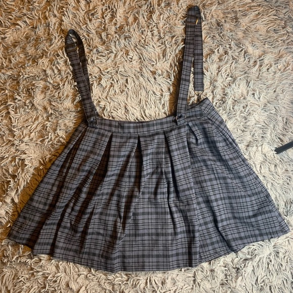 Hot Topic Black & Grey Plaid Suspender Skirt sz L - Picture 4 of 7